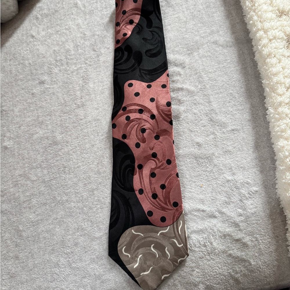 H by Halston Black and Pink Swirl Tie